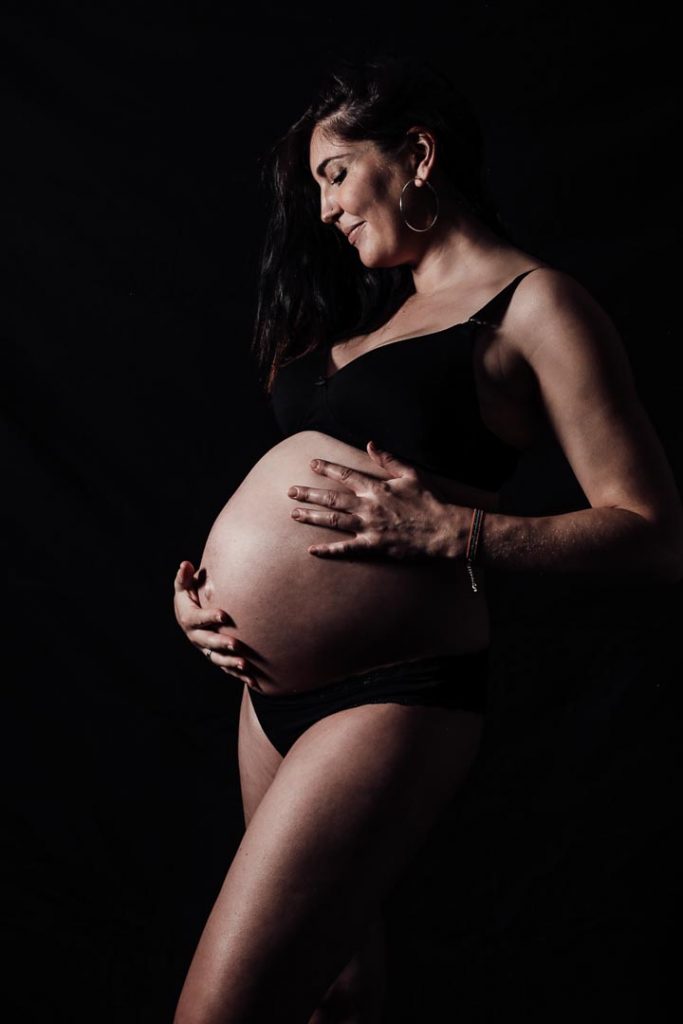 photo portrait femme enceinte clair obscur glup production